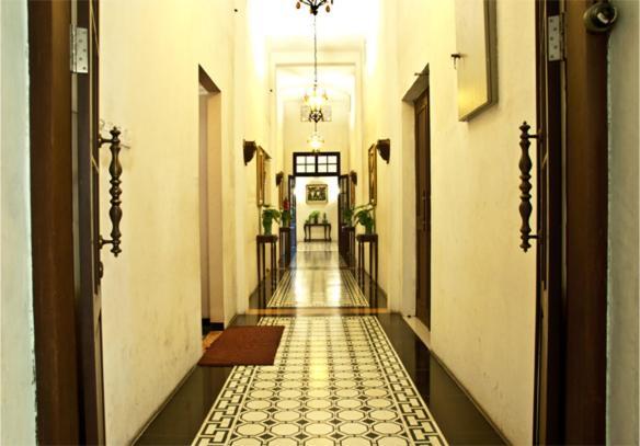Hotel Padang Exterior foto