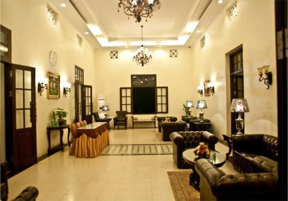 Hotel Padang Exterior foto